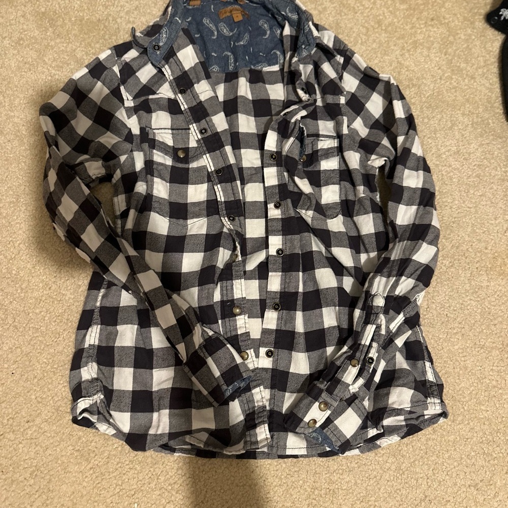JACHS Girlfriend Black and White Buffalo Plaid Button-Down Shirt